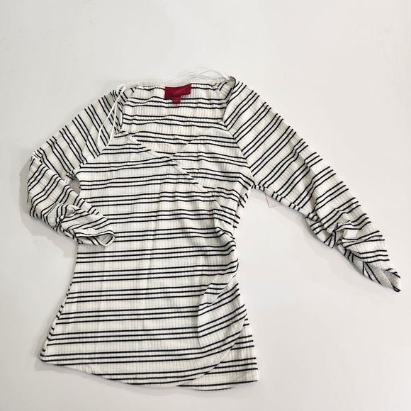 Jennifer Lopez Tops - Jennifer Lopez Women's Top Blouse Shirt Size S 3/4 Sleeve V Neck Striped  1